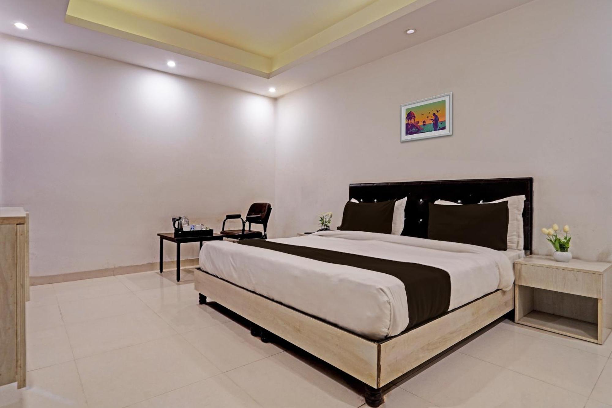 גורגאון Hotel O Babil Palace Near Omaxe Celebration Mall מראה חיצוני תמונה