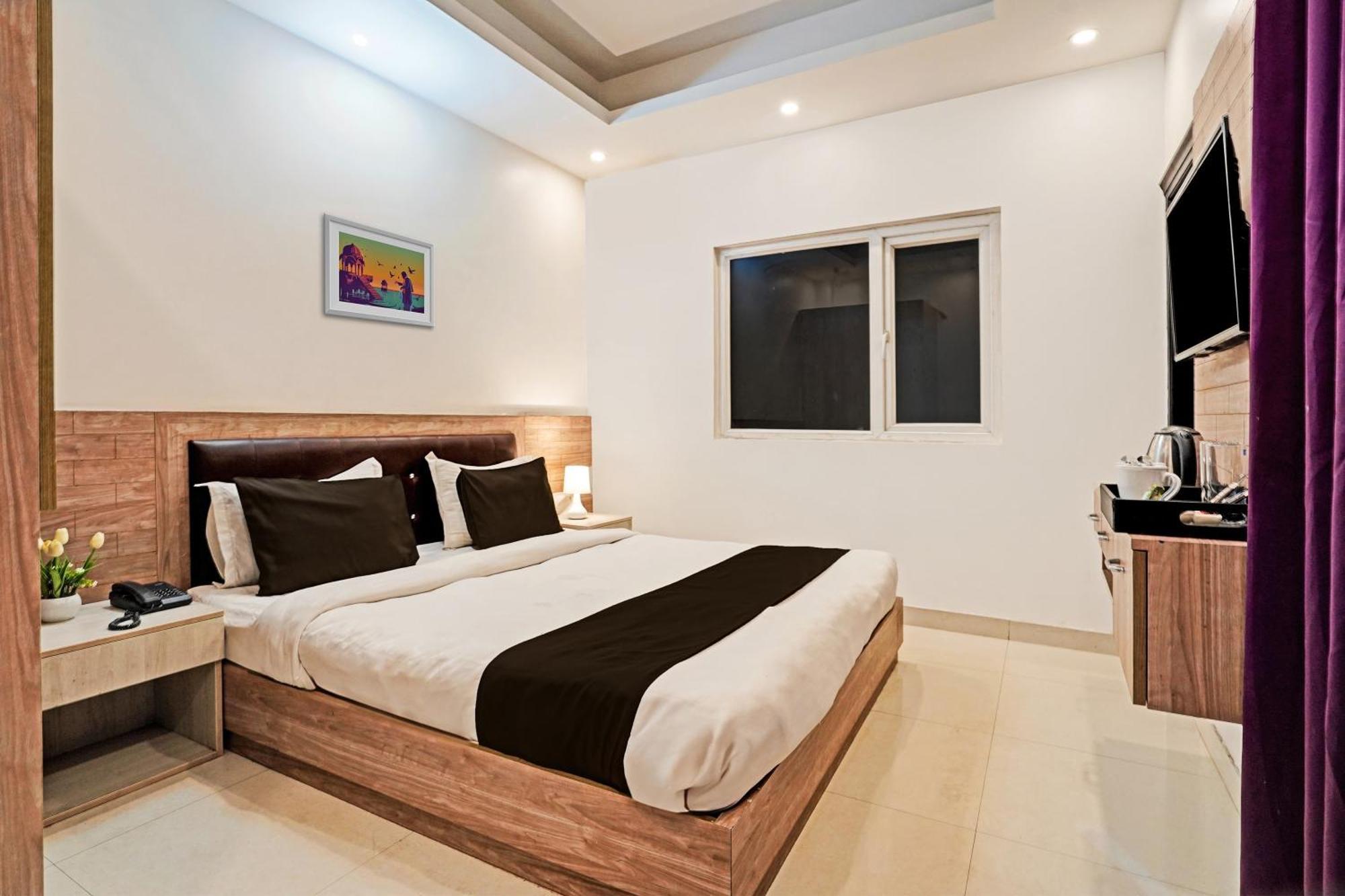 גורגאון Hotel O Babil Palace Near Omaxe Celebration Mall מראה חיצוני תמונה